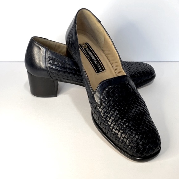 ROBERTO CAPUCCI Black Leather Designer Heels!!! Made in Italy 🇮🇹 - Picture 2 of 9